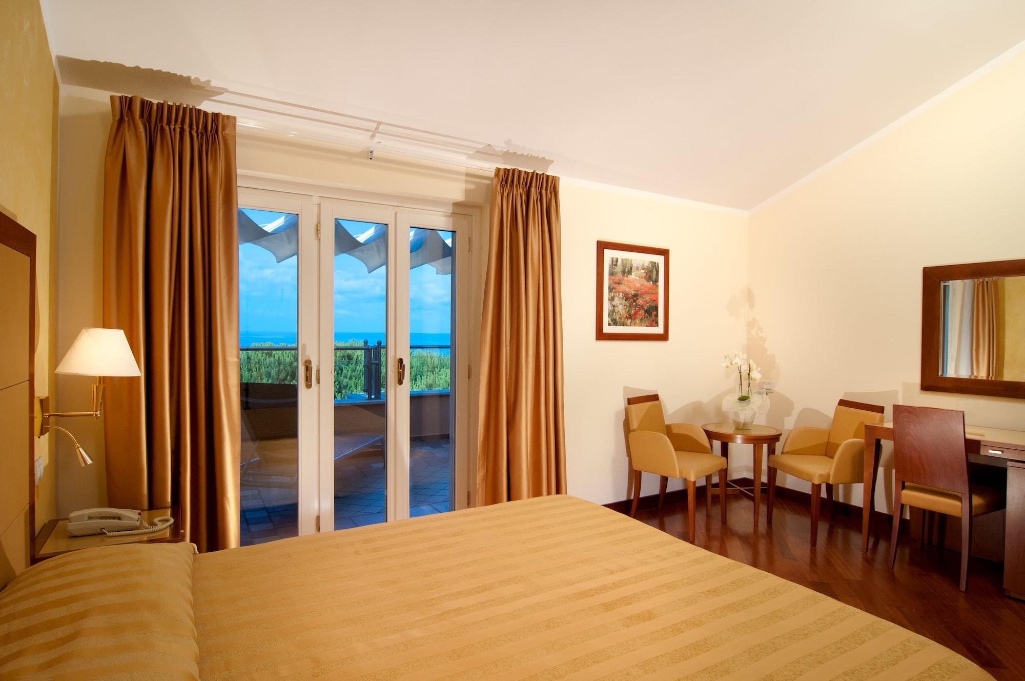 Versilia Palace Hotel マリーナ・ディ・ピエトラサンタ エクステリア 写真
