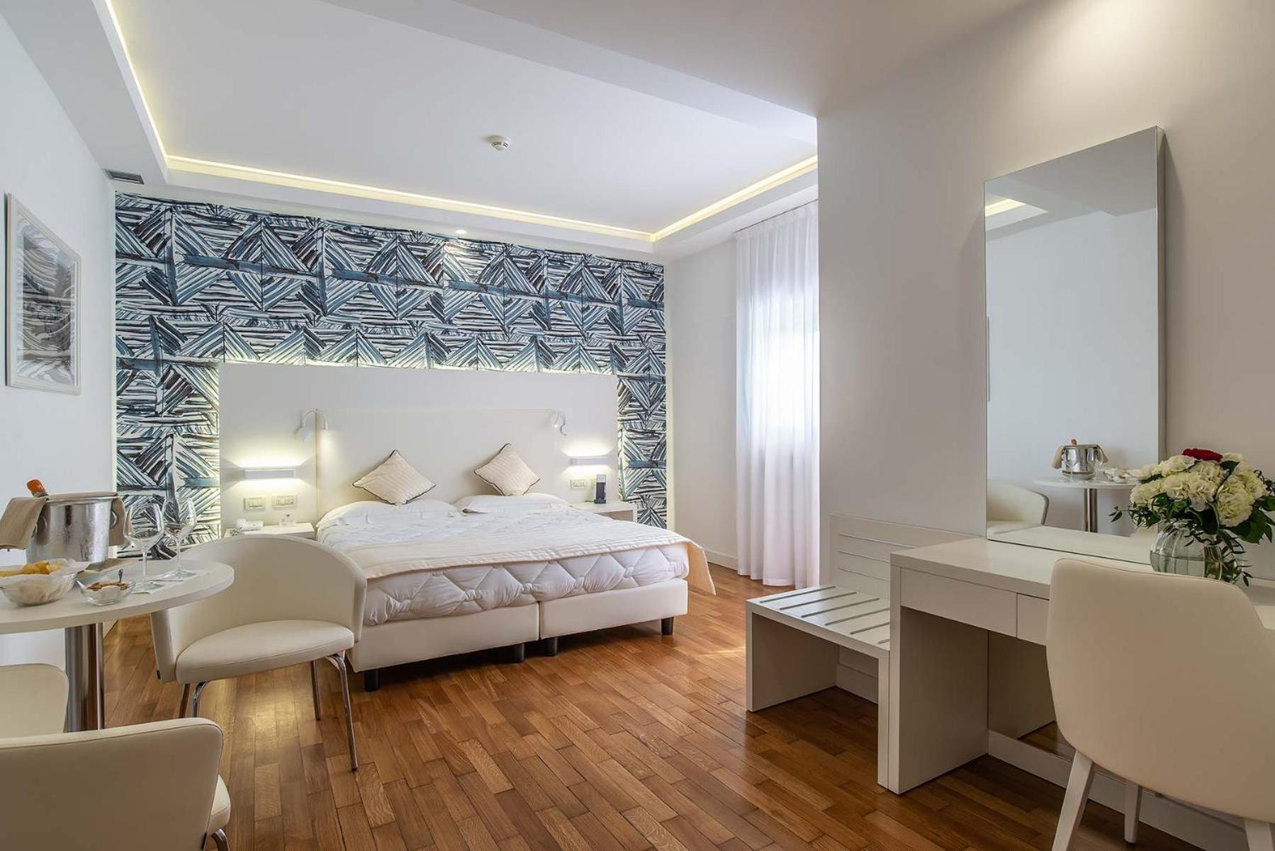 Versilia Palace Hotel マリーナ・ディ・ピエトラサンタ エクステリア 写真